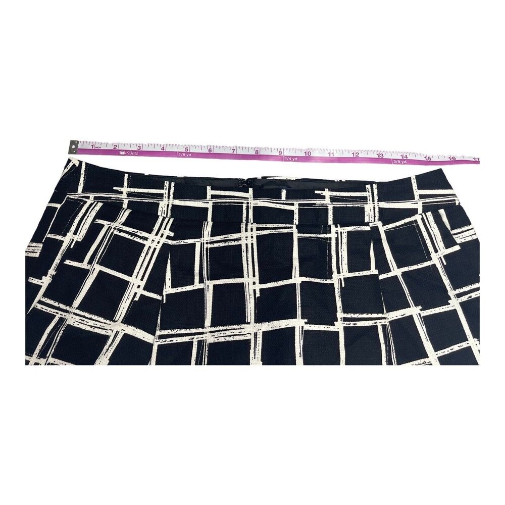 GAP Black & White Checkered Short Skirt Women’s Size 2 - Picture 4 of 8